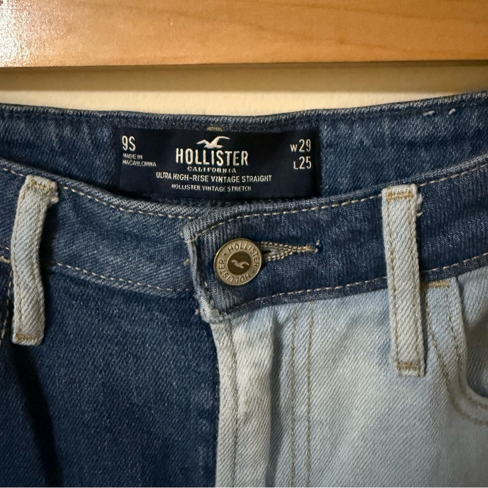Hollister Ultra High Rise Vintage Straight Womens Jeans Size 29 (9S) Denim - Picture 2 of 6